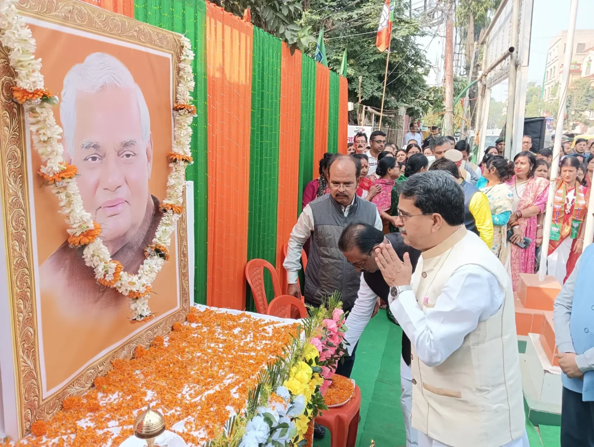 Bharat_Ratna_Atal_Bihari_Vajpayee_aid_tributes_to_CM_Dr_Manik_Saha,_BJP_state_president_Rajib_Bhattacharjee__at_the_party_office__5_