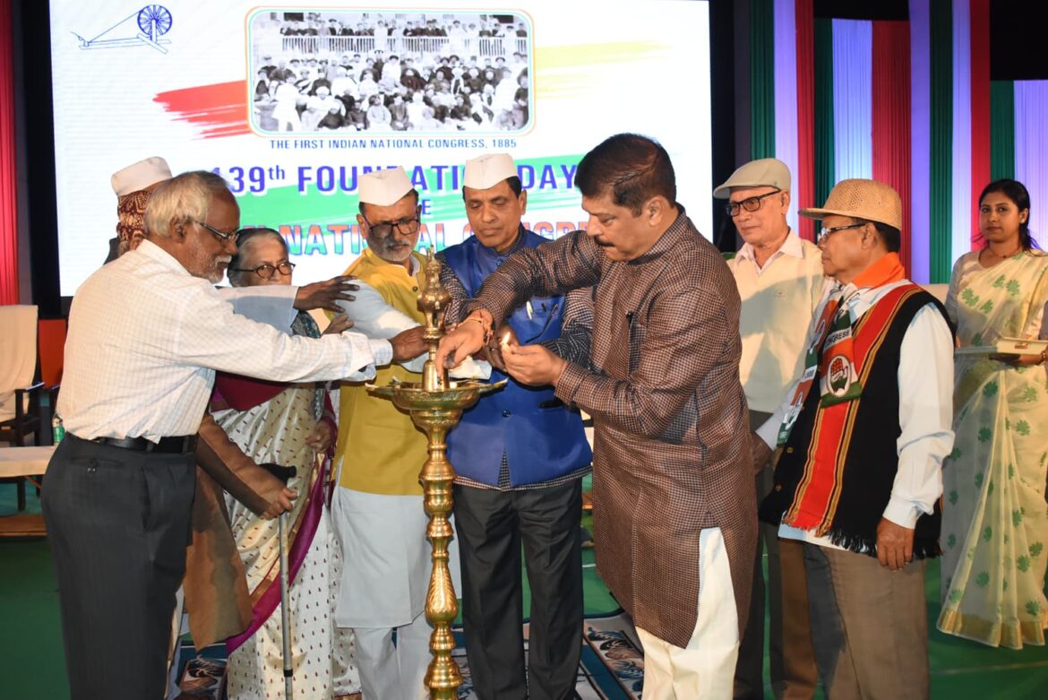 Congress_held_a_conference_at_RS_Bhavan_to_mark_139th_foundation_day_of_the_party___2_