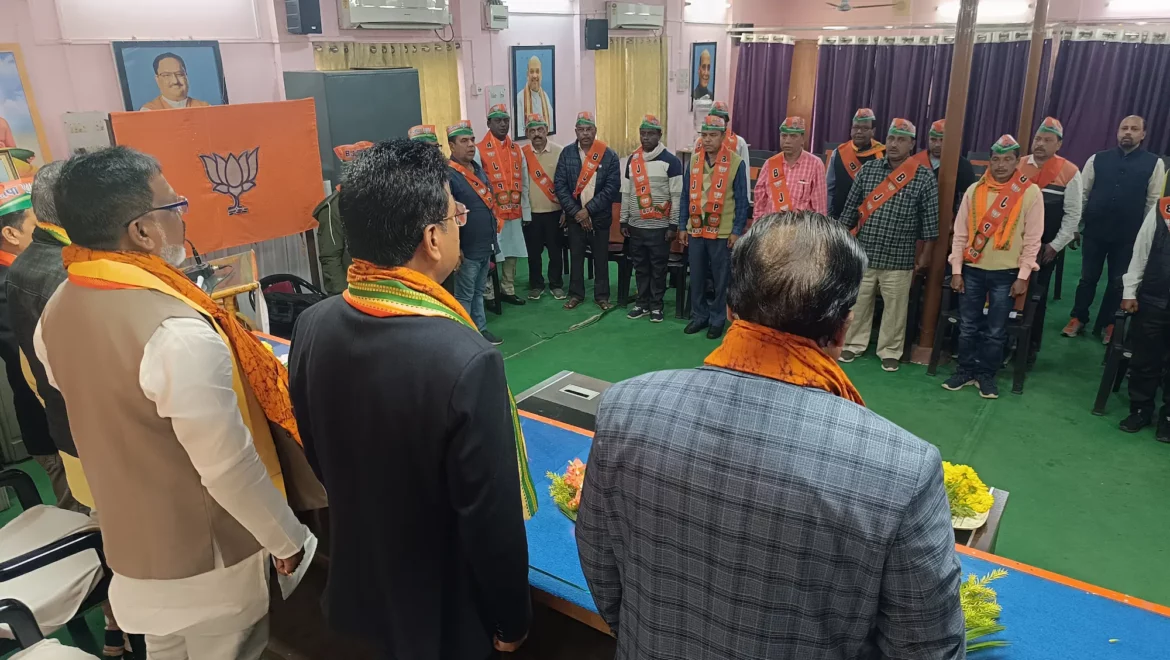 SC_Morcha_meeting_underway_in_BJP_state_headquarters__11_