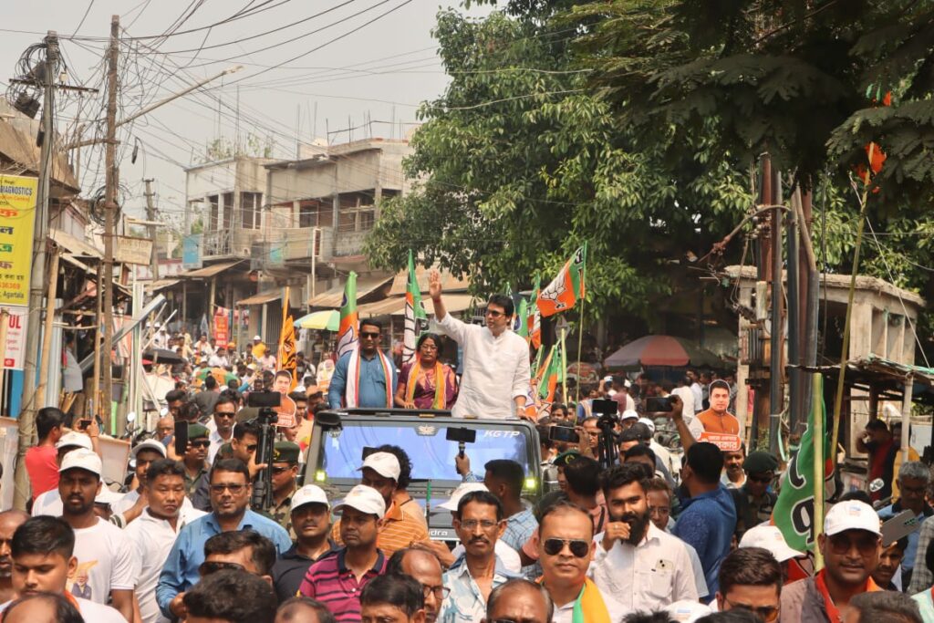 Biplab Kuma Deb Road Show savha at Agartala 3
