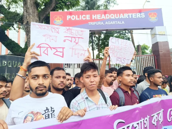 Aspirants of Tripura Police Constable jobs held stir in front of police headquarters (13)