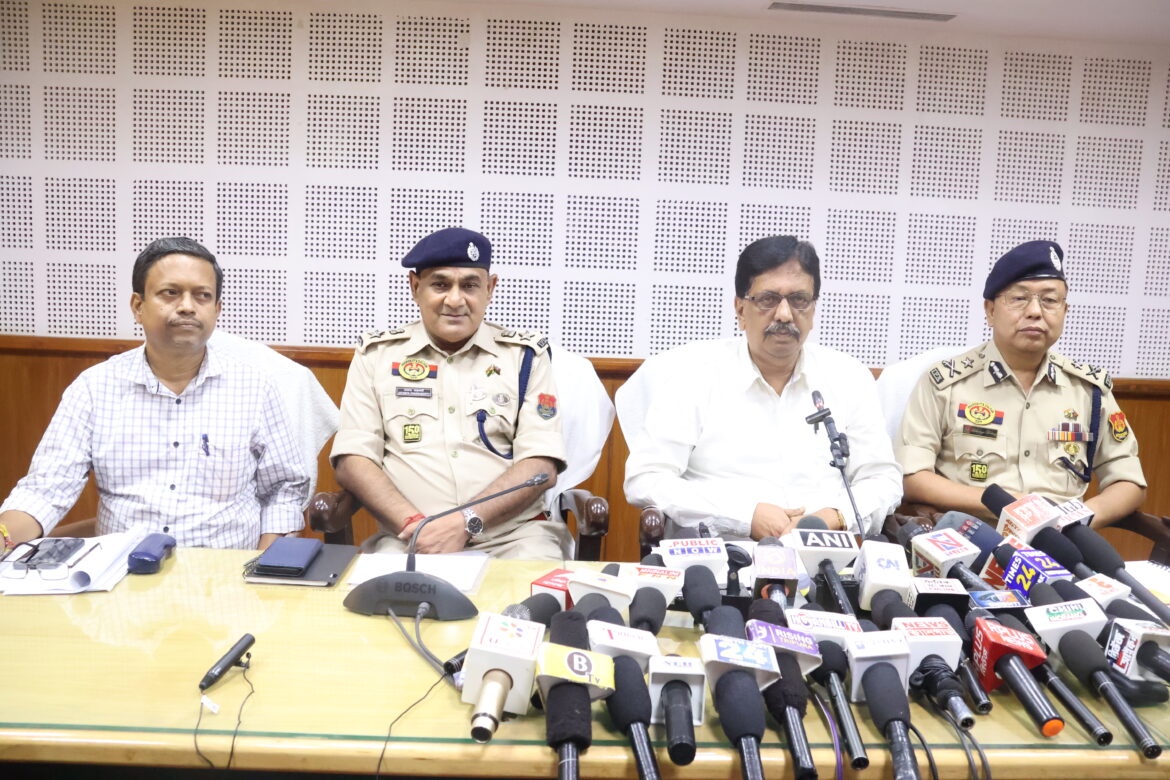 Stat Elecation Commission Press Meet at Mahakaran (1)