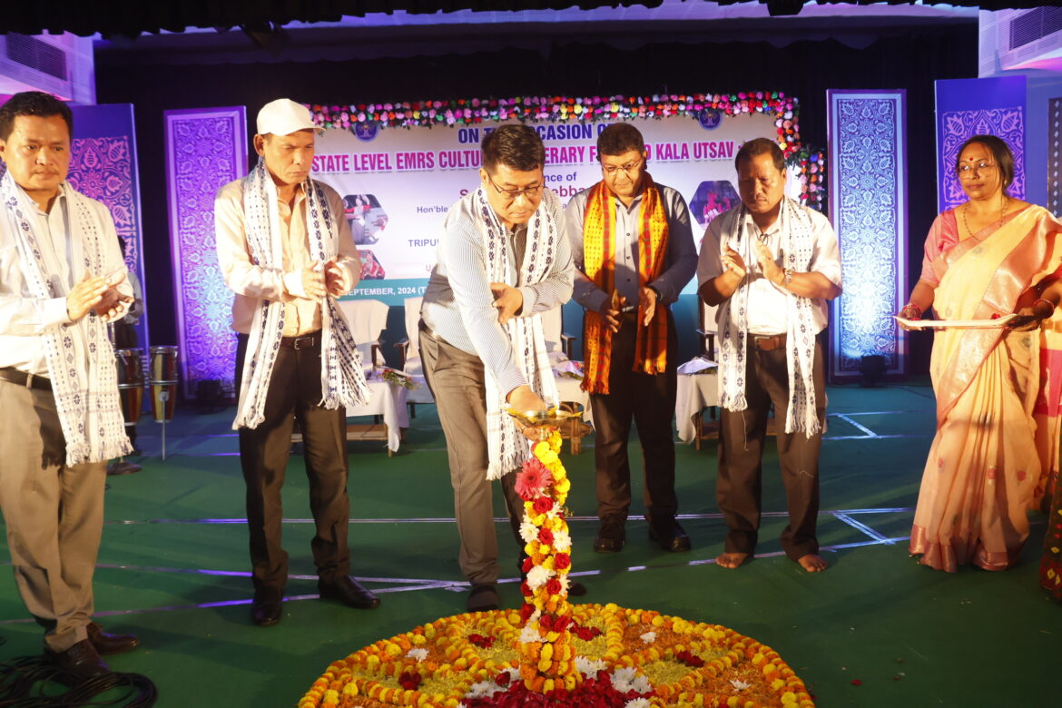 Tribal Welfare Minister Bikash Debbarma inaugurates 5th state level ERMS cultural fest at Agartala (3)