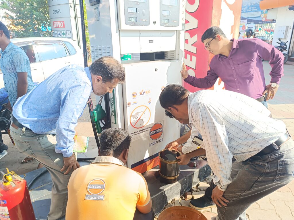 Petrol Pamp Ashish Petro Pam Abhijog Abhijan sadar Mahakuma Sashak 7