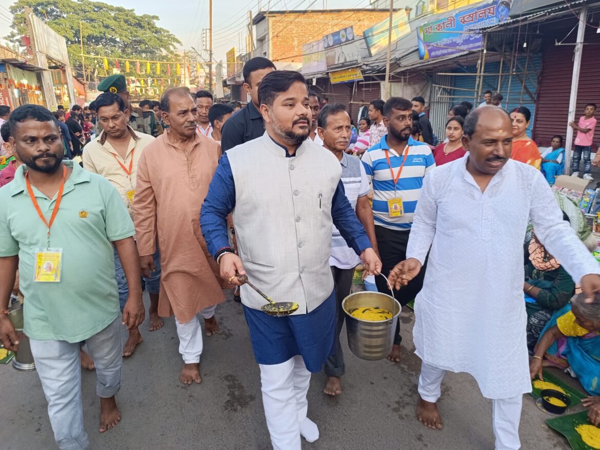 Susanta Chowdary Lekhi Chowmani Bazar Kritran at Agartala (18)