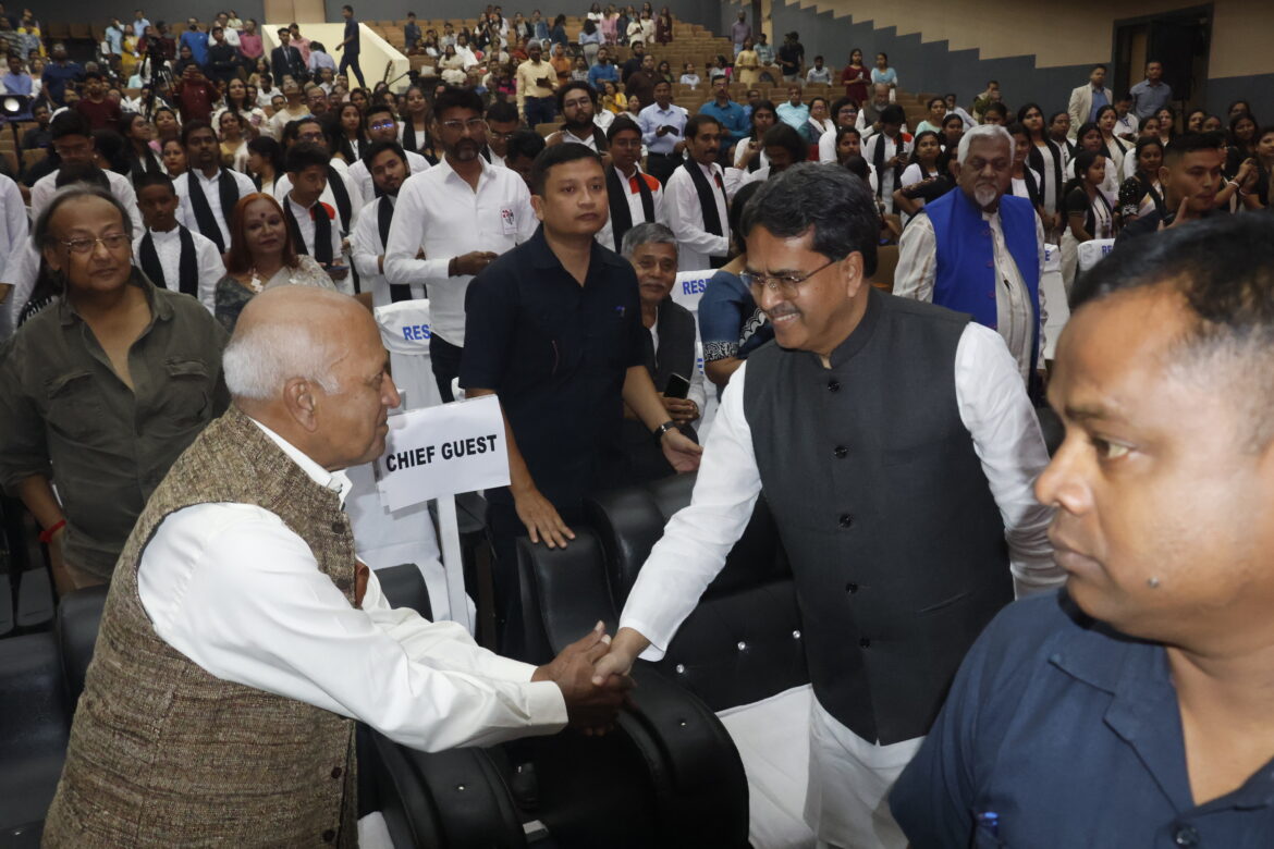 Cm Manik Saha Inuragation Tripura Literature festival at RS Bhavan agartala (7)