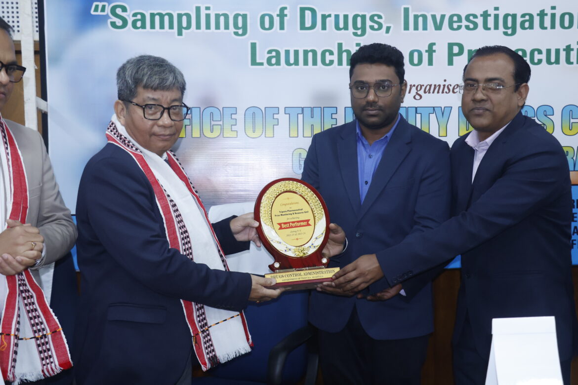 Tripura Drugs Inspectorate holds seminar on medicine at Pragna Bhavan (14)