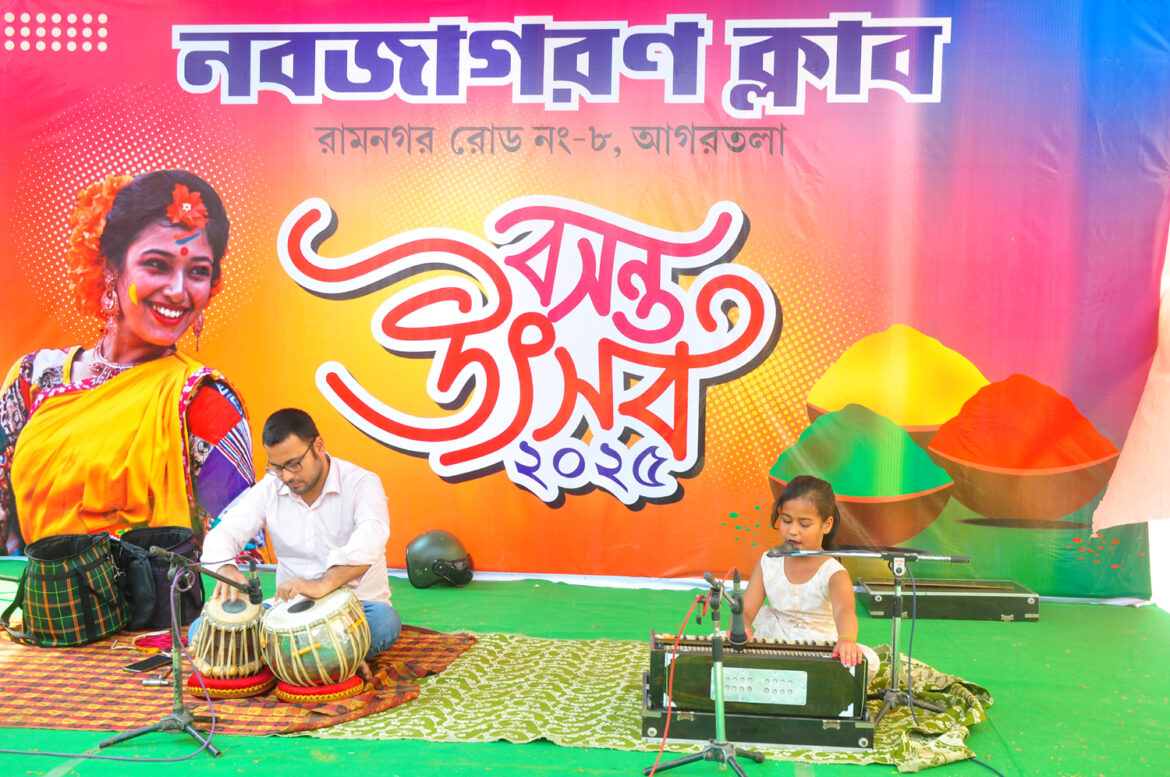 Nabajagaran Club holds ‘Basanta Utsav’ at Ramnagar in Agartala on March 27 (3)