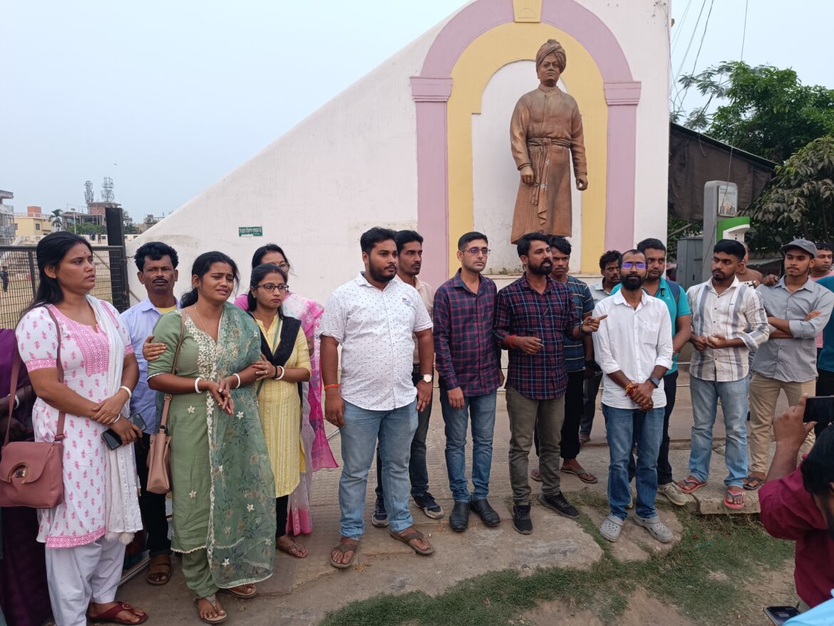 Rahul Das Family Bichar Abadhan (5)