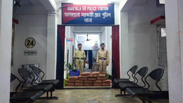 Gaja Atthak Railway Station (3)