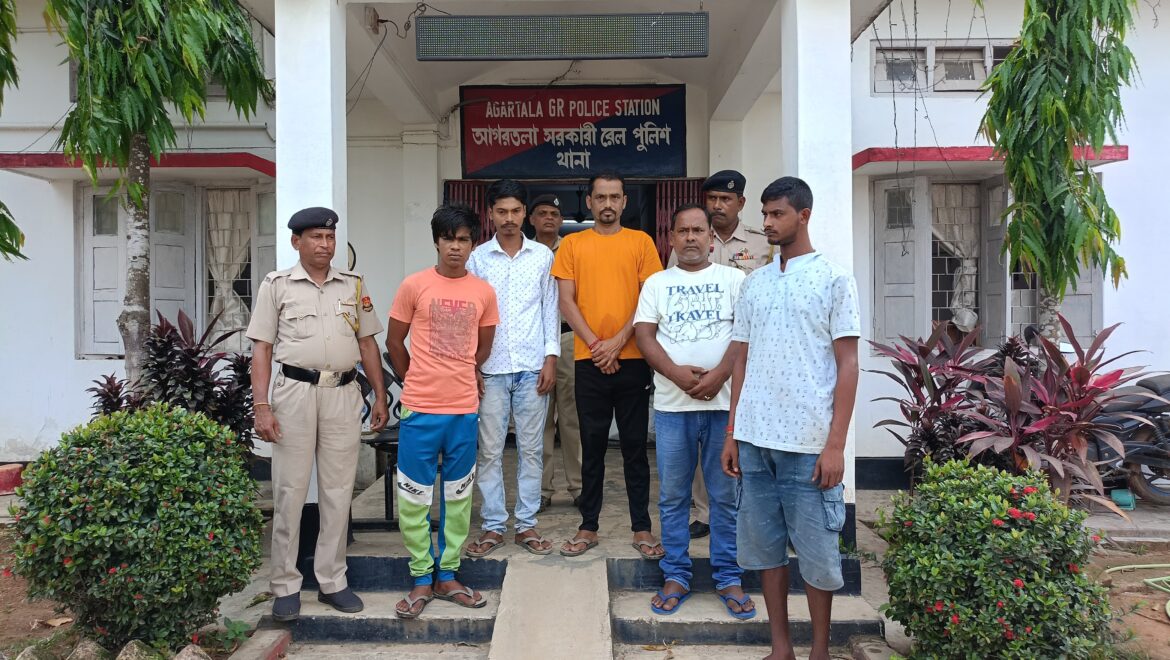 Manabpachar Athak at Agartala GRP Police (1)